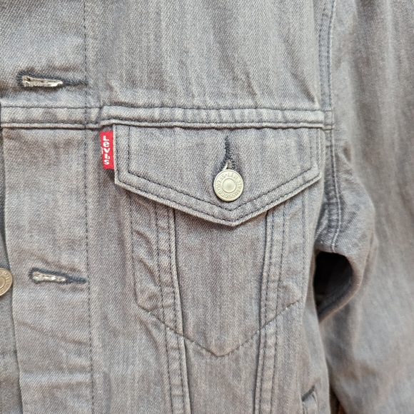 Levi's Light Grey Denim Trucker Jacket - Picture 6 of 7